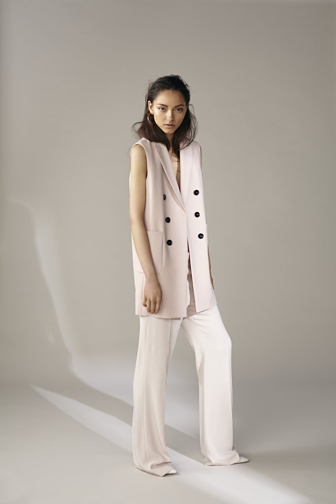 r-Yulah-OrangeMotiv0651410.jpg