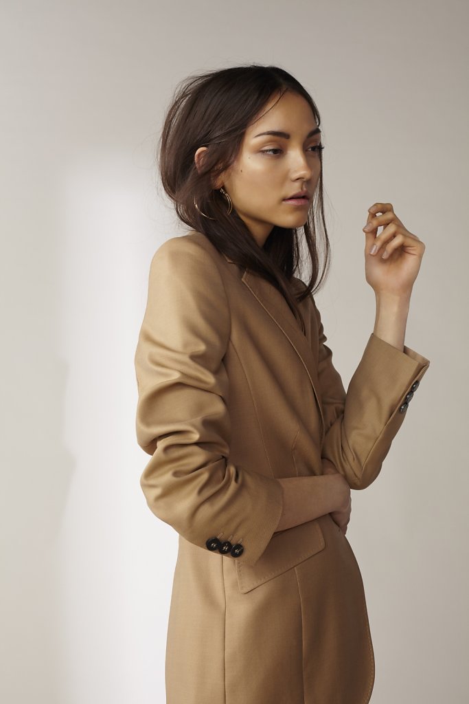 r-Yulah-OrangeMotiv1052055.jpg